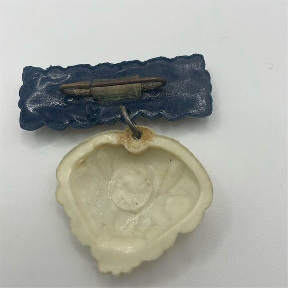 Vintage 1930s Carved Celluloid Floral Brooch Blue and white dangle pin - Picture 2 of 6